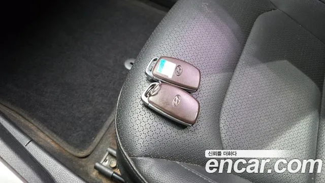 Hyundai Avante 2017 thumb 7
