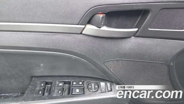 Hyundai Avante 2017 thumb 11