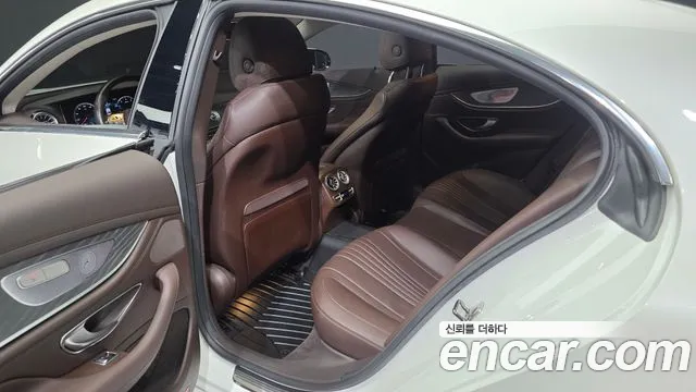 Mercedes-Benz CLS-Class 2021 thumb 7