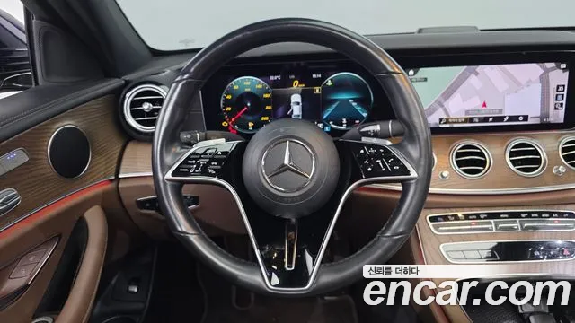 Mercedes-Benz E-Класс 2021 thumb 8