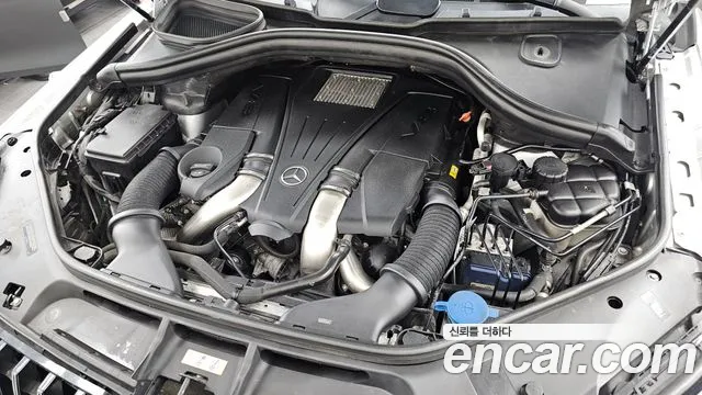 Mercedes-Benz GLS 2017 thumb 4