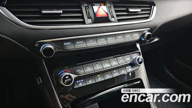 Hyundai Grandeur 2017 thumb 4