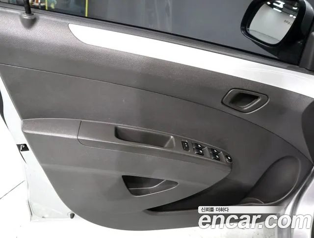 Chevrolet Spark 2015 thumb 4