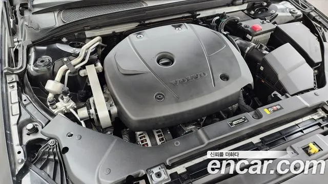 Volvo S60 2019 thumb 10