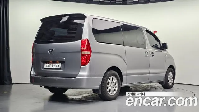 Hyundai Starex 2011 thumb 12