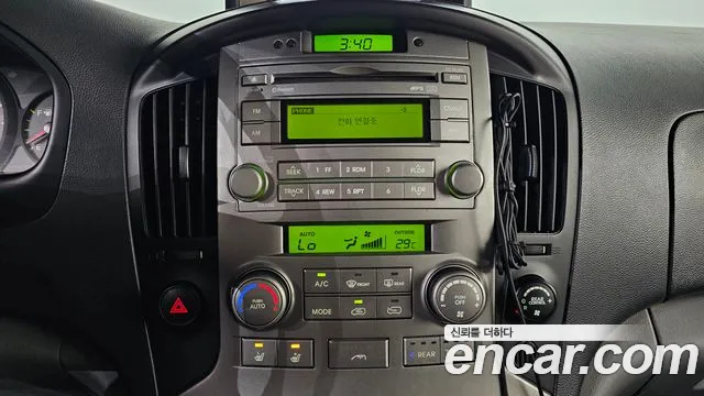 Hyundai Starex 2011 thumb 7