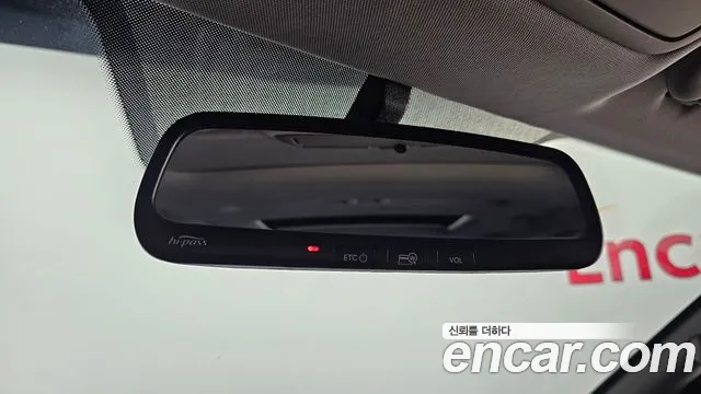 Hyundai Starex 2011 thumb 3