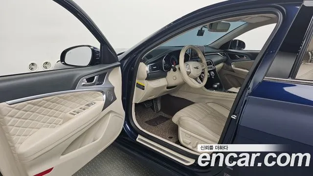 Genesis G70 2018 thumb 2