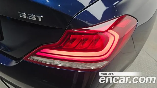 Genesis G70 2018 thumb 6