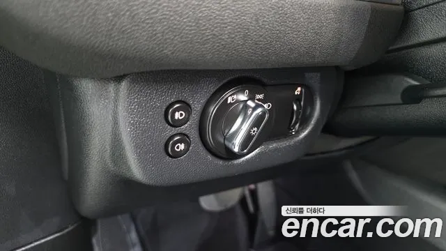 Mini Clubman 2020 thumb 4