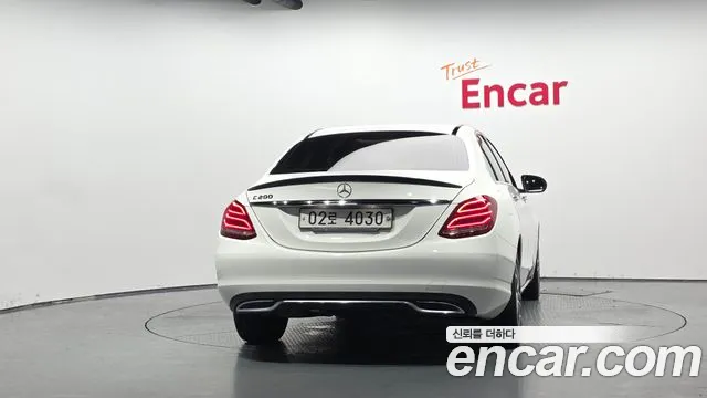 Mercedes-Benz C-Класс 2017 thumb 10