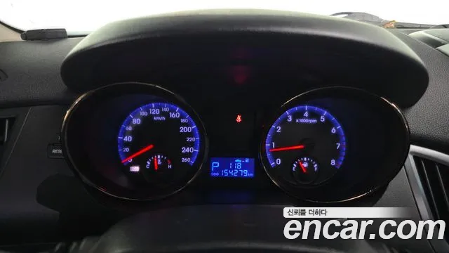 Hyundai Genesis 2011 thumb 5