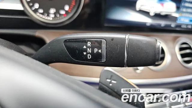 Mercedes-Benz E-Класс 2017 thumb 3