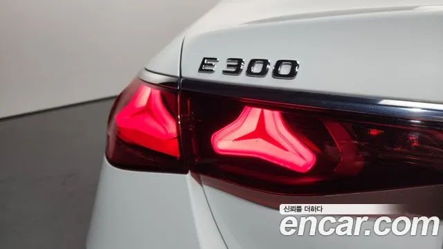 Mercedes-Benz E-Класс 2024 thumb 6