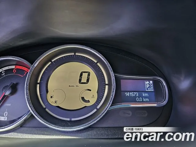Renault Fluence 2015 thumb 3