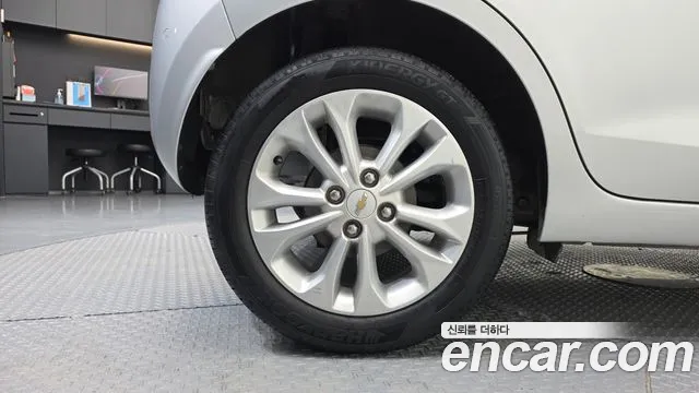 Chevrolet Spark 2019 thumb 4