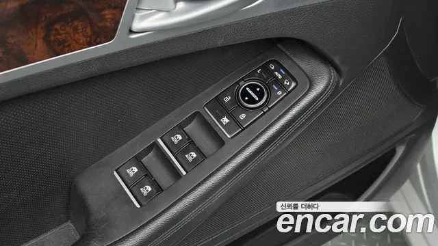 Hyundai Genesis 2014 thumb 2