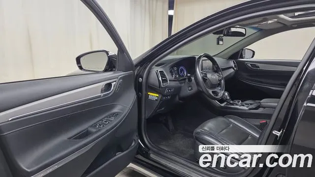 Hyundai Grandeur 2017 thumb 6