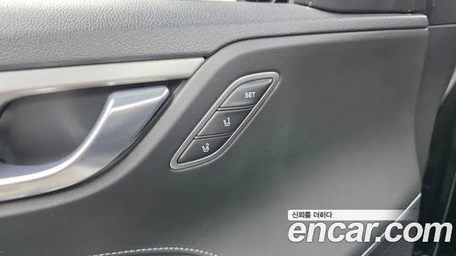 Hyundai Grandeur 2017 thumb 5