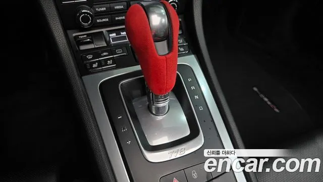 Porsche Cayman 2018 thumb 12