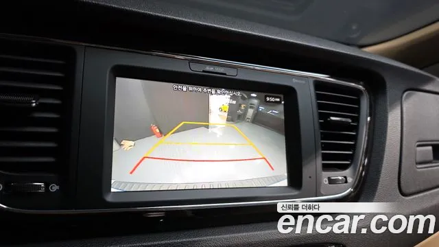 Kia Carnival 2019 thumb 12