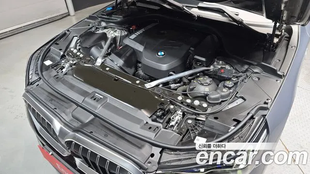 BMW 5 серии 2025 thumb 8