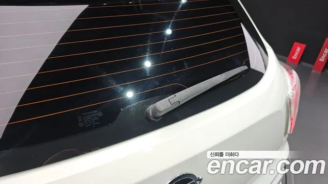 KG_Mobility_Ssangyong TIBOLI 2015 thumb 7