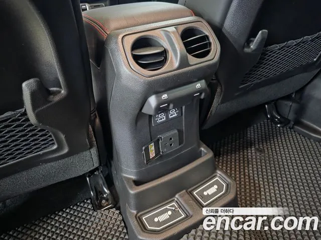 Jeep Wrangler 2024 thumb 10