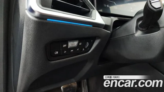 BMW i4 2023 thumb 12