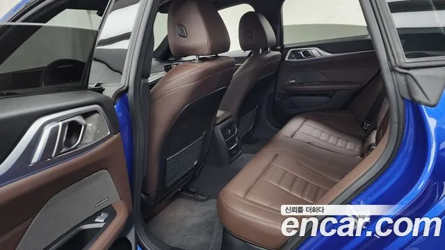 BMW i4 2023 thumb 6