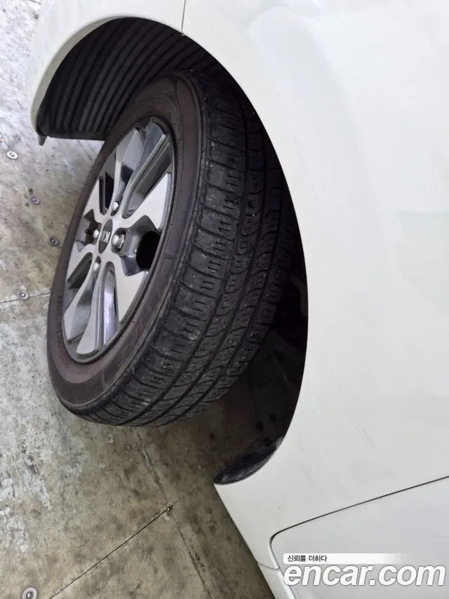 Kia Morning 2016 thumb 12