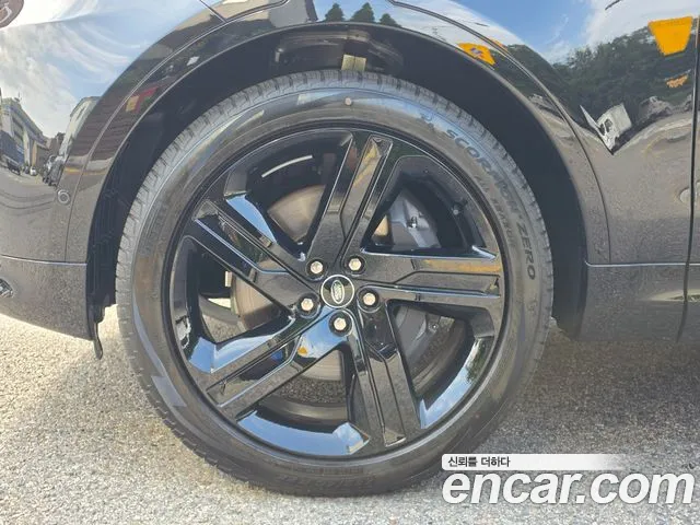 Land Rover Discovery 2025 thumb 12