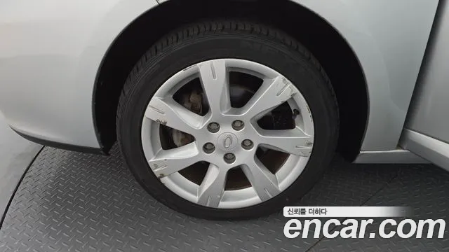 Renault Fluence 2011 thumb 8