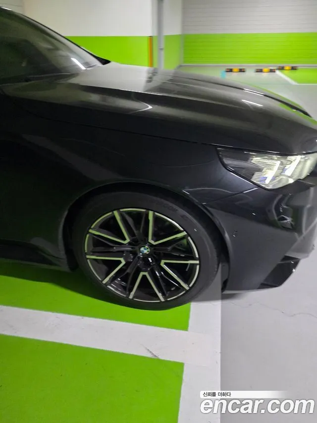 BMW M5 2026 thumb 2