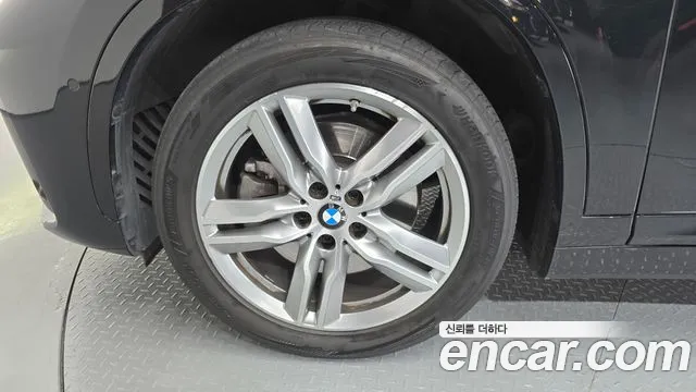 BMW X1 2020 thumb 9