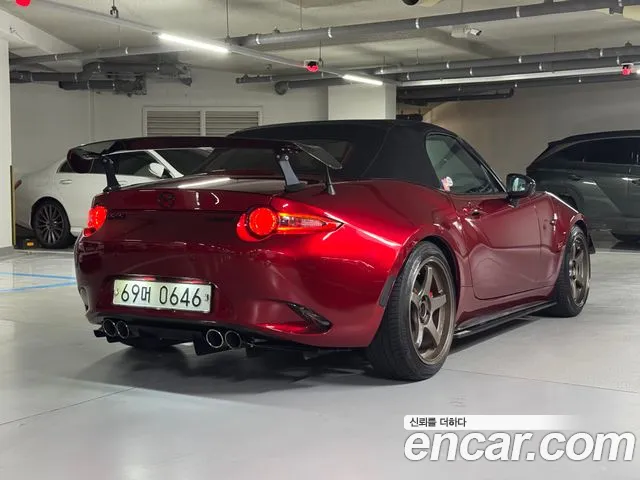 Mazda MX-5 Miata 2021 thumb 8