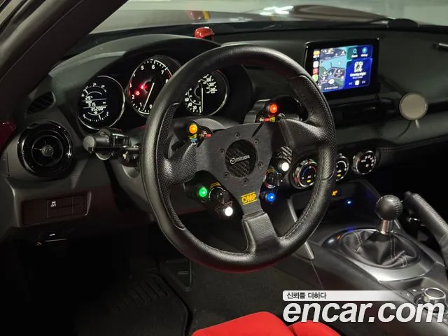 Mazda MX-5 Miata 2021 thumb 10