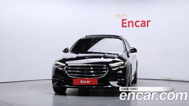 Mercedes-Benz E-Класс 2024 thumb 2