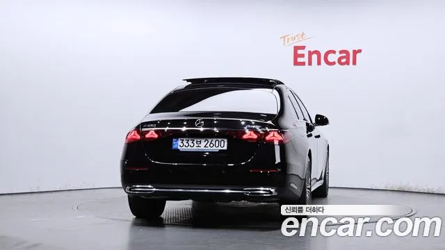 Mercedes-Benz E-Класс 2024 thumb 9