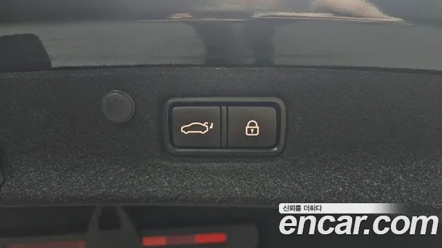 Hyundai Grandeur 2017 thumb 12