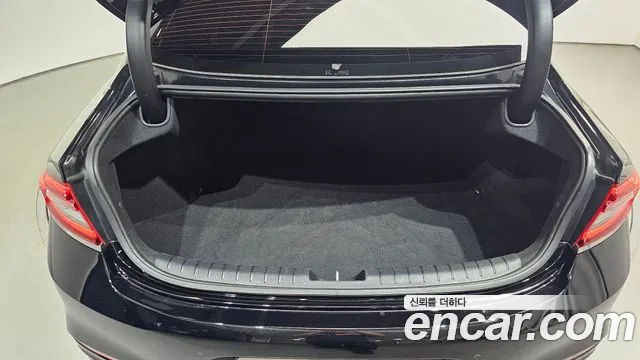 Hyundai Grandeur 2017 thumb 11