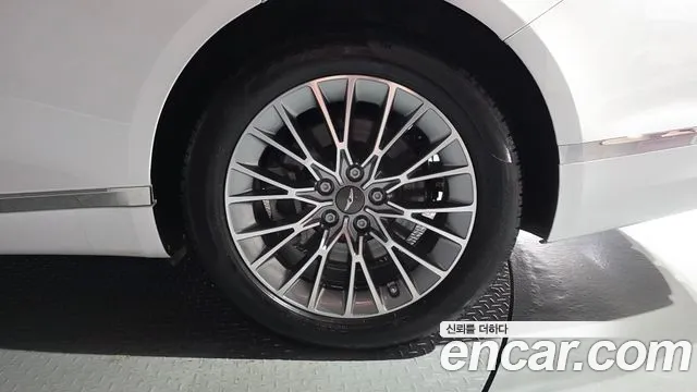 Genesis G80 2024 thumb 7