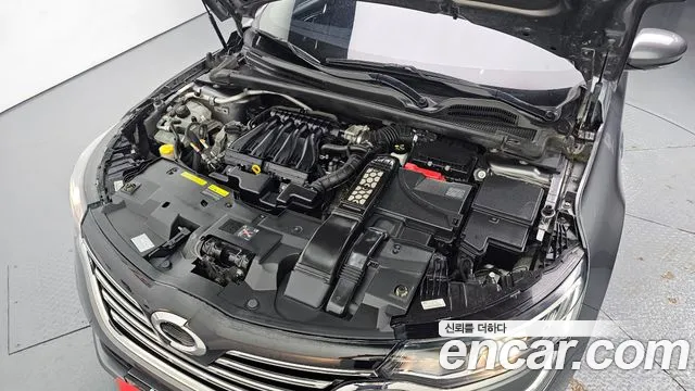 Renault Megane 2017 thumb 8