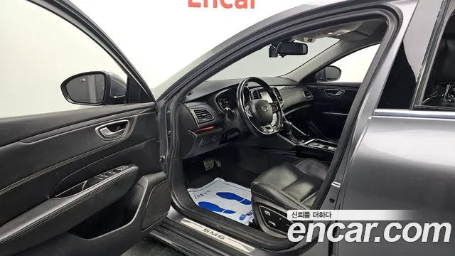 Renault Megane 2017 thumb 10