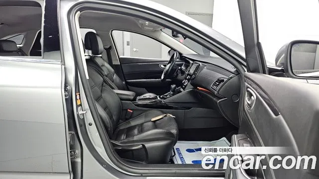 Renault Megane 2017 thumb 9