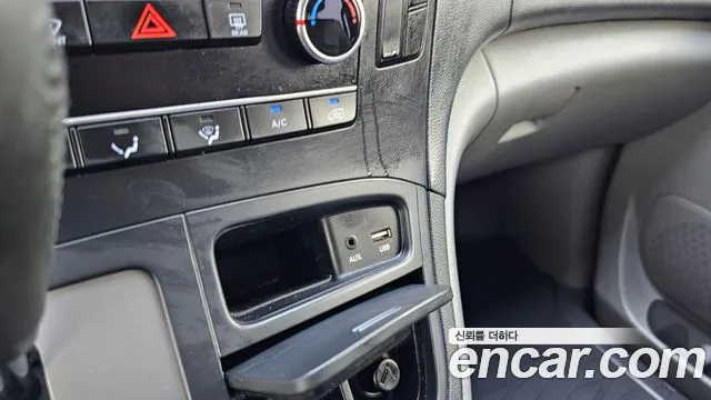 Hyundai Starex 2018 thumb 9