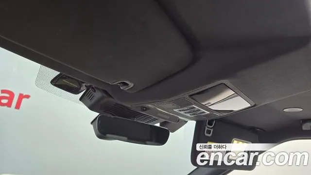 Land Rover Discovery 2021 thumb 10