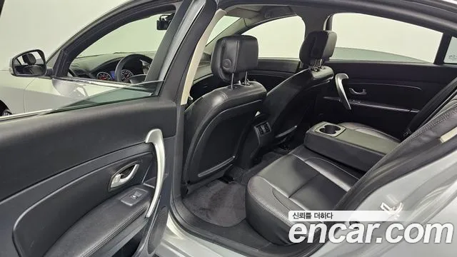 Renault SM5 2013 thumb 12