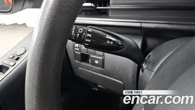 Hyundai Staria 2022 thumb 8