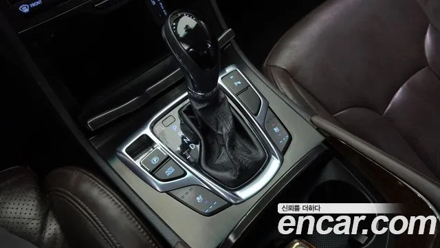 Hyundai Grandeur 2015 thumb 12